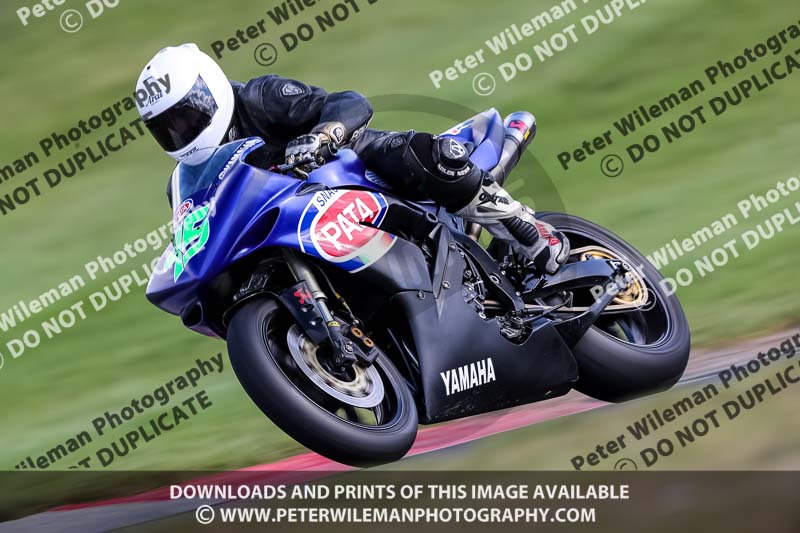 cadwell no limits trackday;cadwell park;cadwell park photographs;cadwell trackday photographs;enduro digital images;event digital images;eventdigitalimages;no limits trackdays;peter wileman photography;racing digital images;trackday digital images;trackday photos